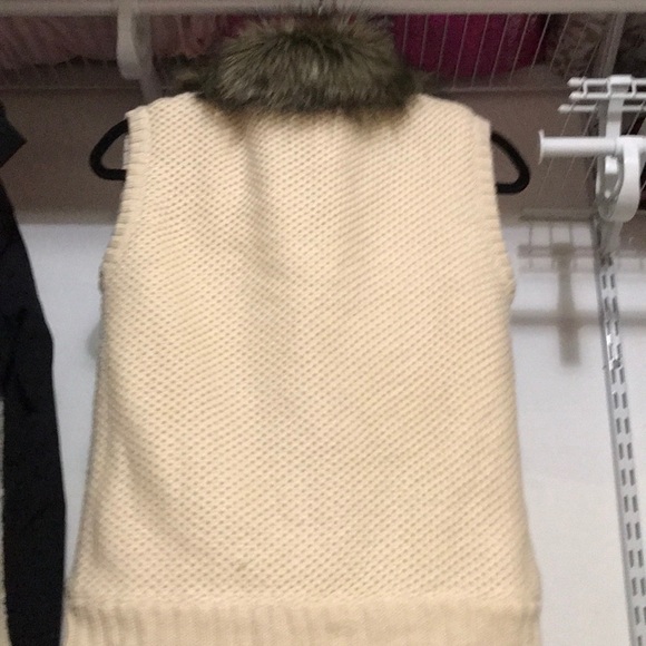 Warm vest - Picture 2 of 6